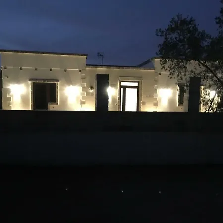 Le Tre Colonne 멜렌두뇨